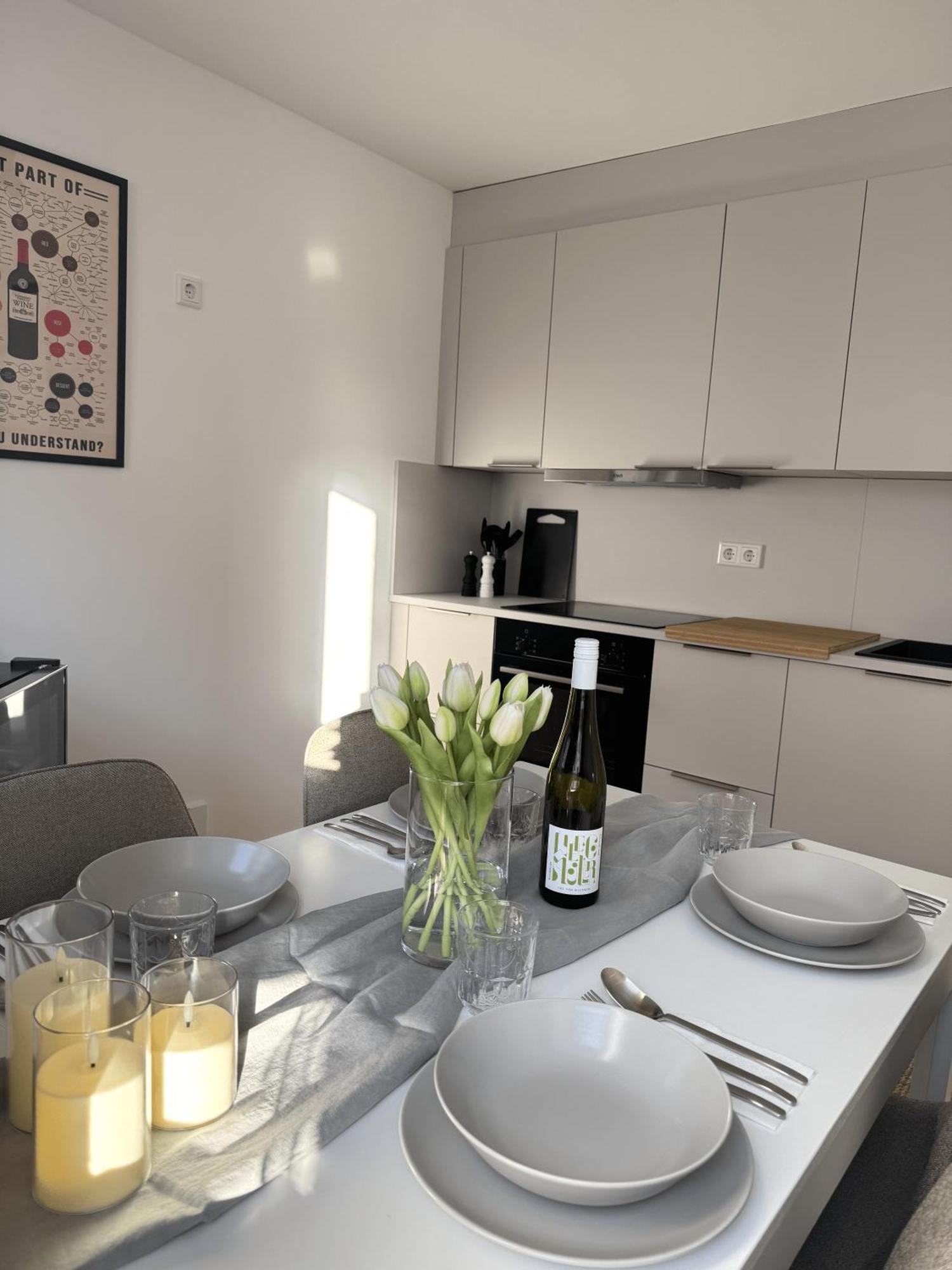 Weinzeit13 Apartment นอยชตัดท์ อัน แดร์ ไวน์ชตราเซอ ภายนอก รูปภาพ
