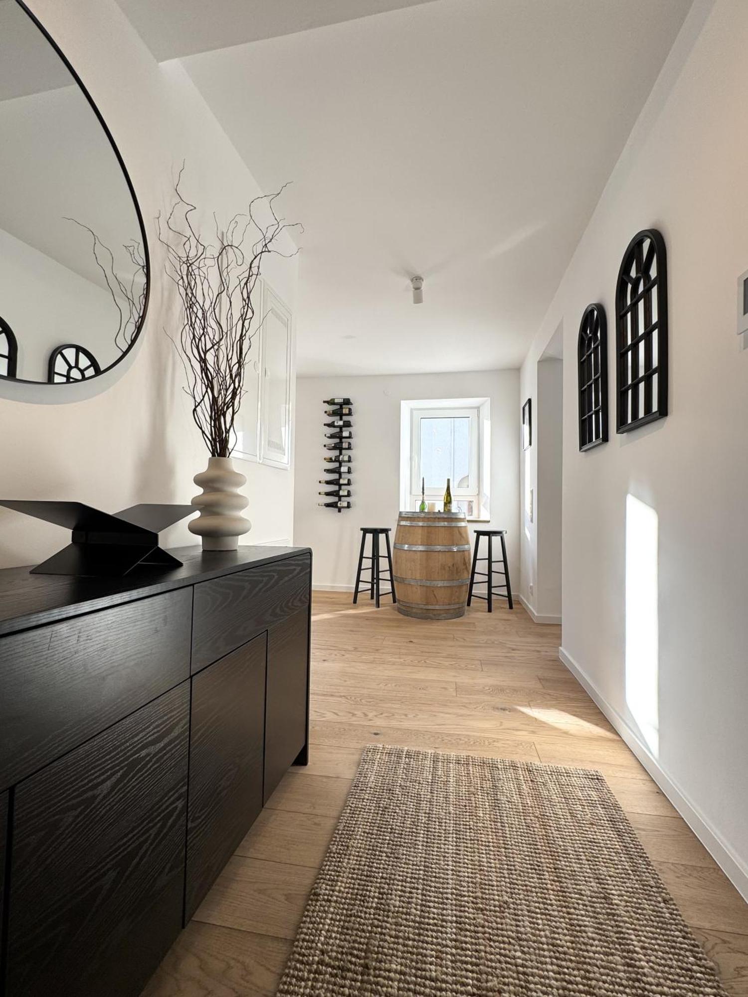 Weinzeit13 Apartment นอยชตัดท์ อัน แดร์ ไวน์ชตราเซอ ภายนอก รูปภาพ